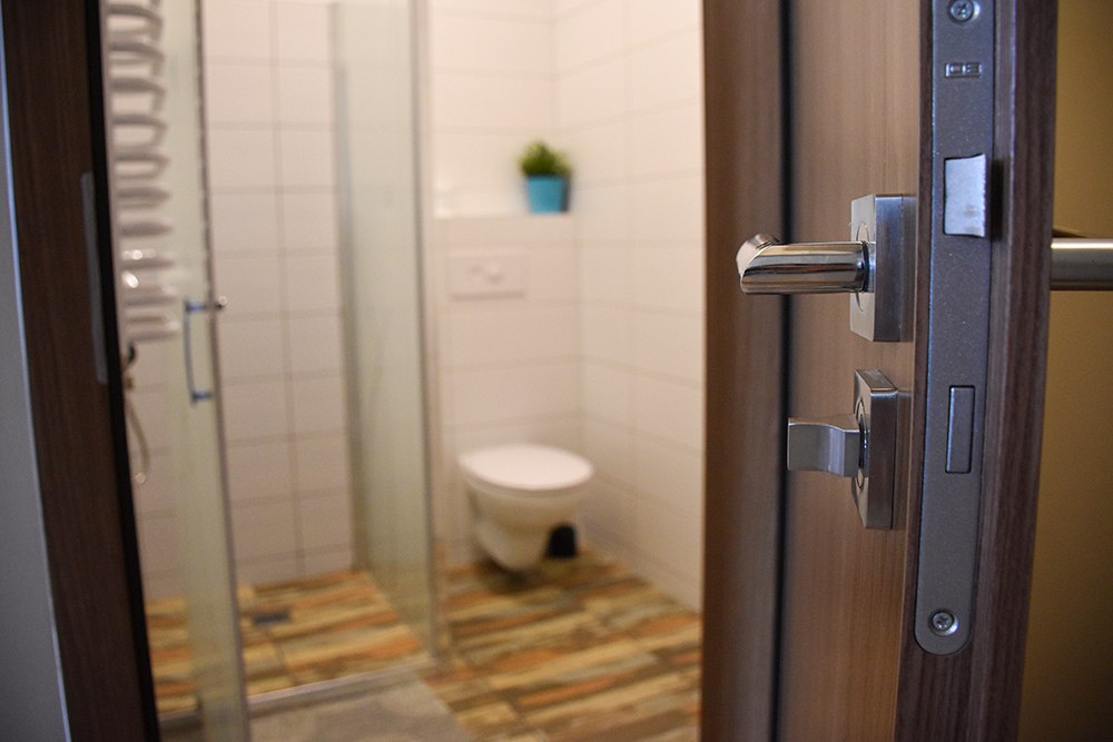 hostel_sadowianka_łazienki (10)