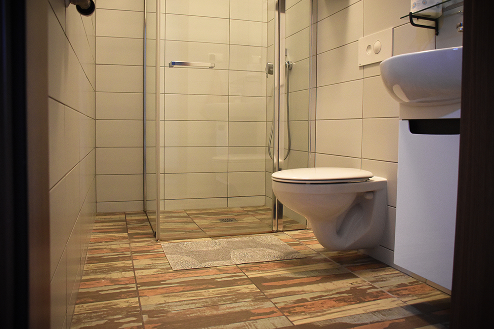 hostel_sadowianka_łazienki (8)